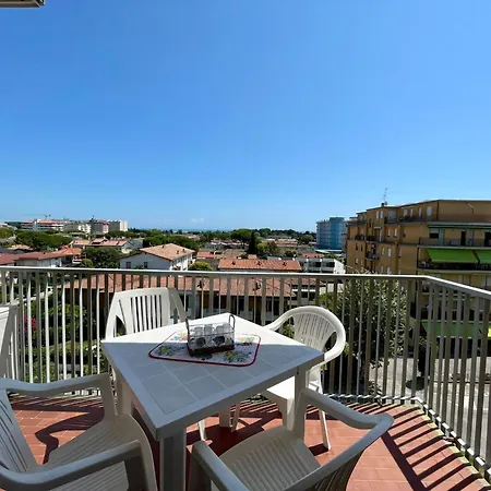 Apartment Next To The Sea